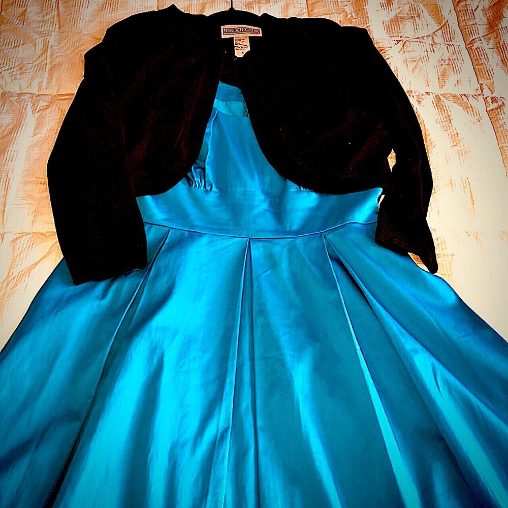 💙Bundle - Calvin Klein Dress + Crop Open Cardigan
